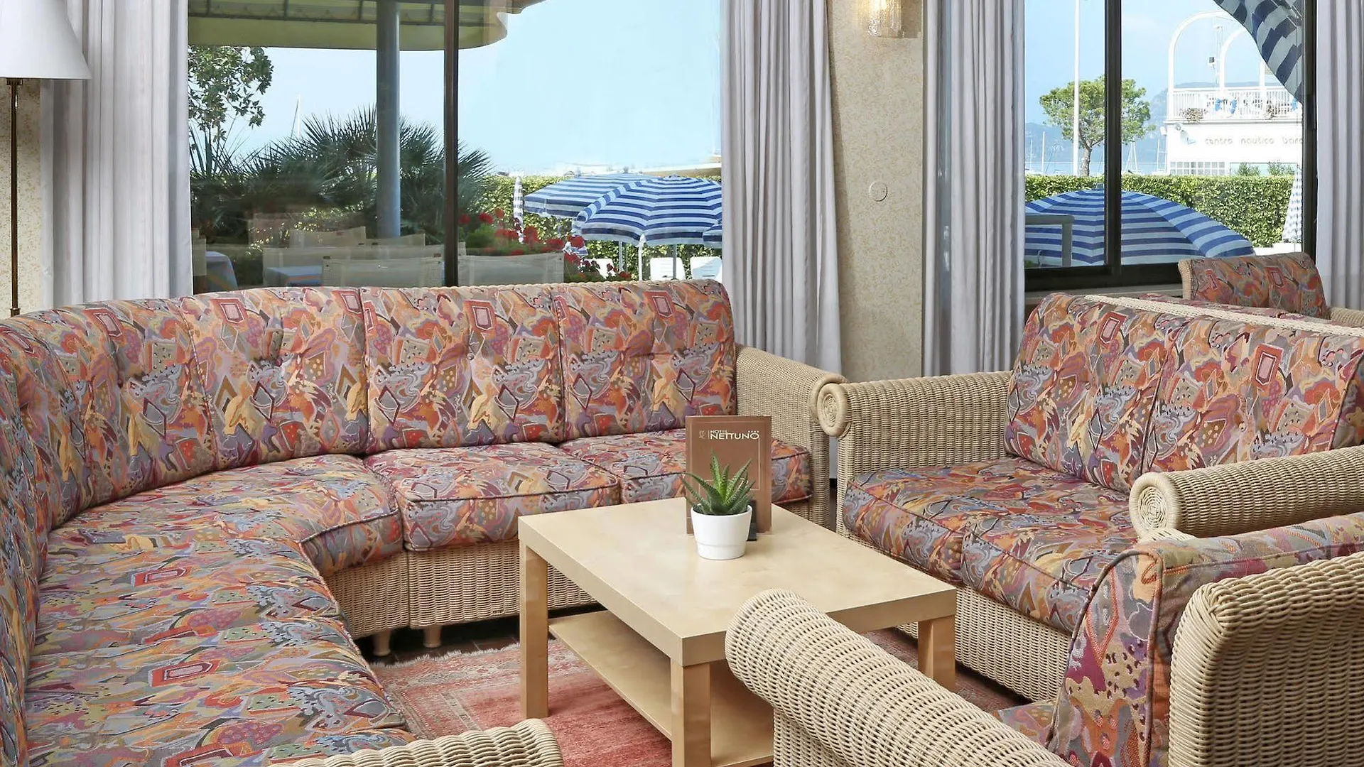 Hotel Nettuno Bardolino Italy